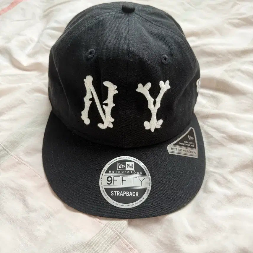 [BUNJANG] New Era MLB Cooperstown New York Yankees Highlanders Retro Crown Strapback Cap / 뉴에라 MLB 쿠퍼스타운 뉴욕 양키스 하이랜더스 레트로 크라운 스트랩백 블랙 모자