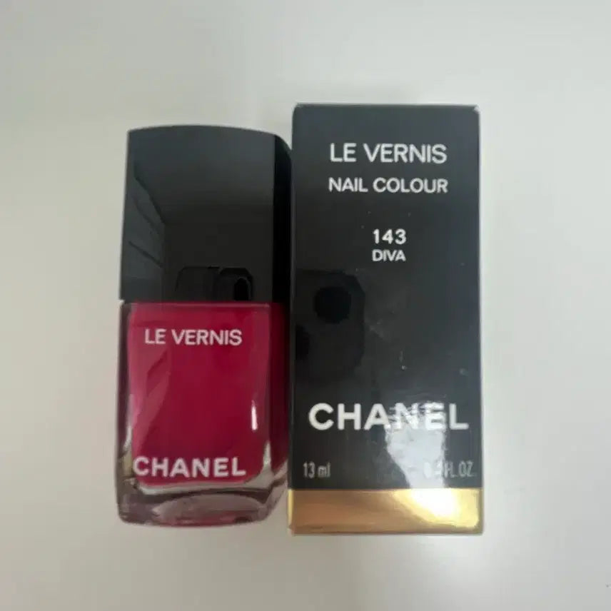 [BUNJANG] Chanel Le Vernis Nail Colour Diva Pink / 샤넬 르 베르니스 네일 컬러 디바 핑크