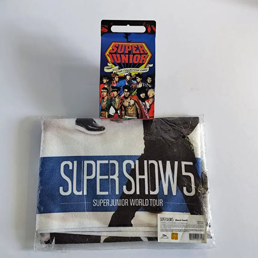 [BUNJANG] Super Junior 2012 Star Collection Card & 2014 Super Show 5 Beach Towel Bundle Set (Sealed) / [미개봉] 슈퍼주니어 2012 스타컬렉션 카드 & 2014 슈퍼쇼5 비치타월 일괄
