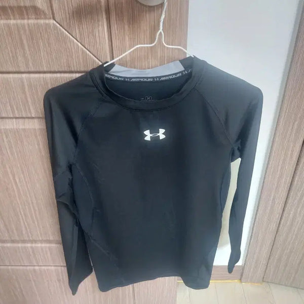 [BUNJANG] Under Armour Men's Fitted Performance T-Shirt Black / 언더아머 기능성티 블랙