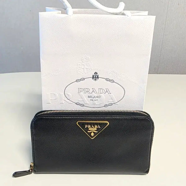 [BUNJANG] Prada Black Zip Around Long Wallet / 프라다 지퍼 장지갑 블랙