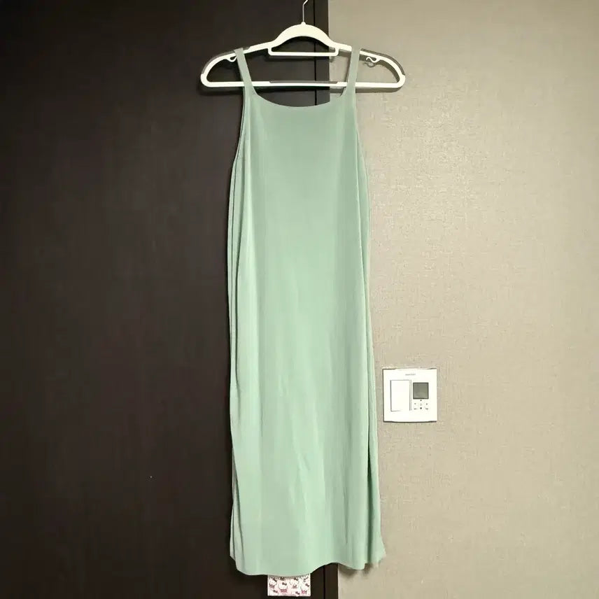 [BUNJANG] Mint Knit Sleeveless Dress / [Free]민트 니트 나시 원피스/한번 착용