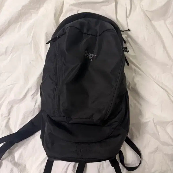 [BUNJANG] Arc'teryx Mantis 26 Backpack Black (Older Model) / 아크테릭스 맨티스26 블랙 백팩 구형 판매합니다