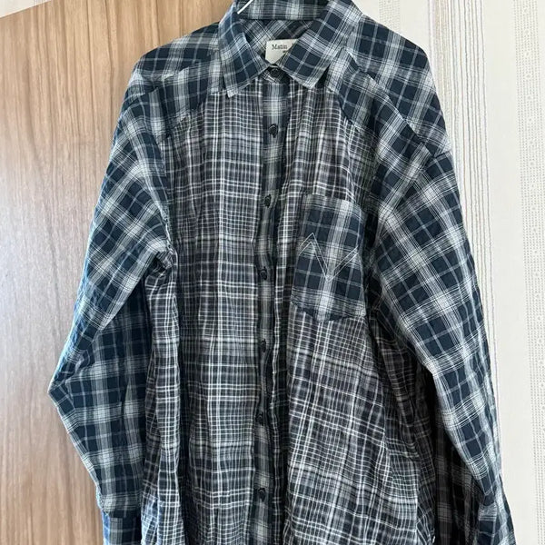 [BUNJANG] Matinkim Mixed Check Oversized Fit Shirt Navy / 마뗑킴 믹스체크 오버 핏 셔츠 MIXED CHECK OVER FIT SHIRT IN NAVY