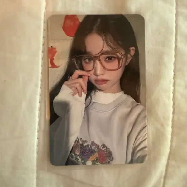[BUNJANG] IVE Jang Wonyoung Nerd Gummy Photocard / [개개급처] 아이브 장원영 너드녕 포카 포토카드