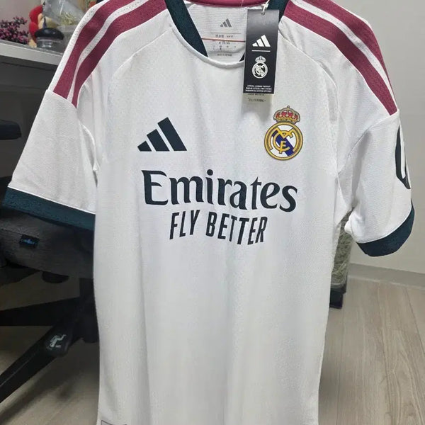 [BUNJANG] Real Madrid 2026/27 Home Authentic Jersey - Size M / 레알마드리드 홈 어센틱 26/27 M