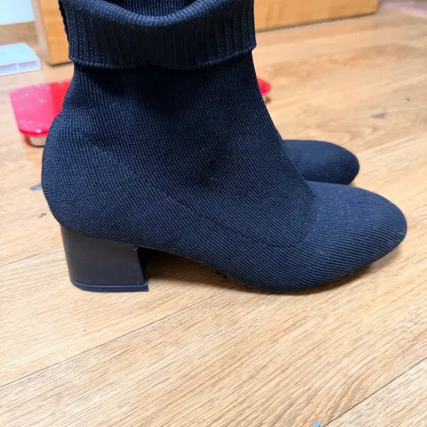 [BUNJANG] Black Socks Heel Ankle Boots / 블랙 삭스힐 앵클 부츠