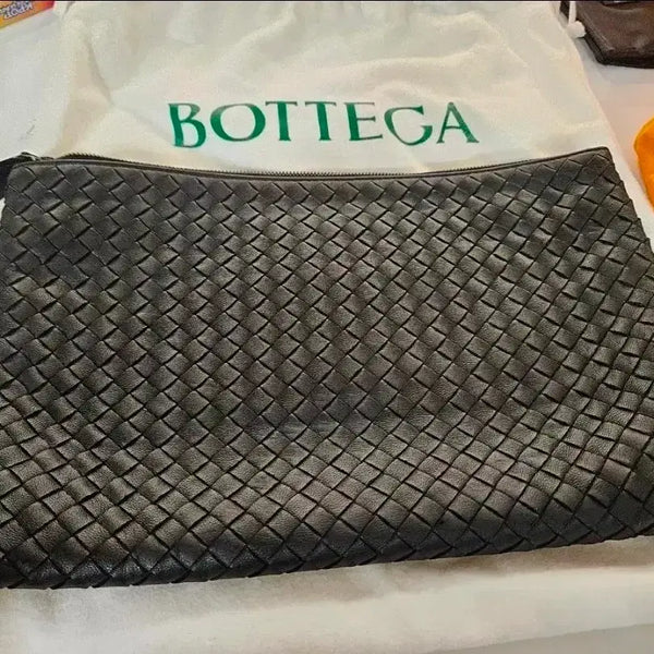 [BUNJANG] Bottega Veneta Large Clutch / 보테가 베네타 클러치