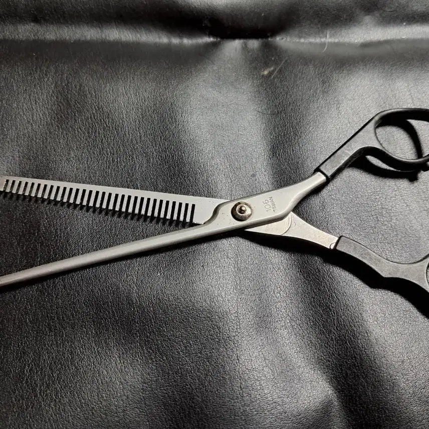 [BUNJANG] Professional Thinning Shears 106-Taiwan / 미용 가위 틴닝 숱 가위 106-TAIWAN