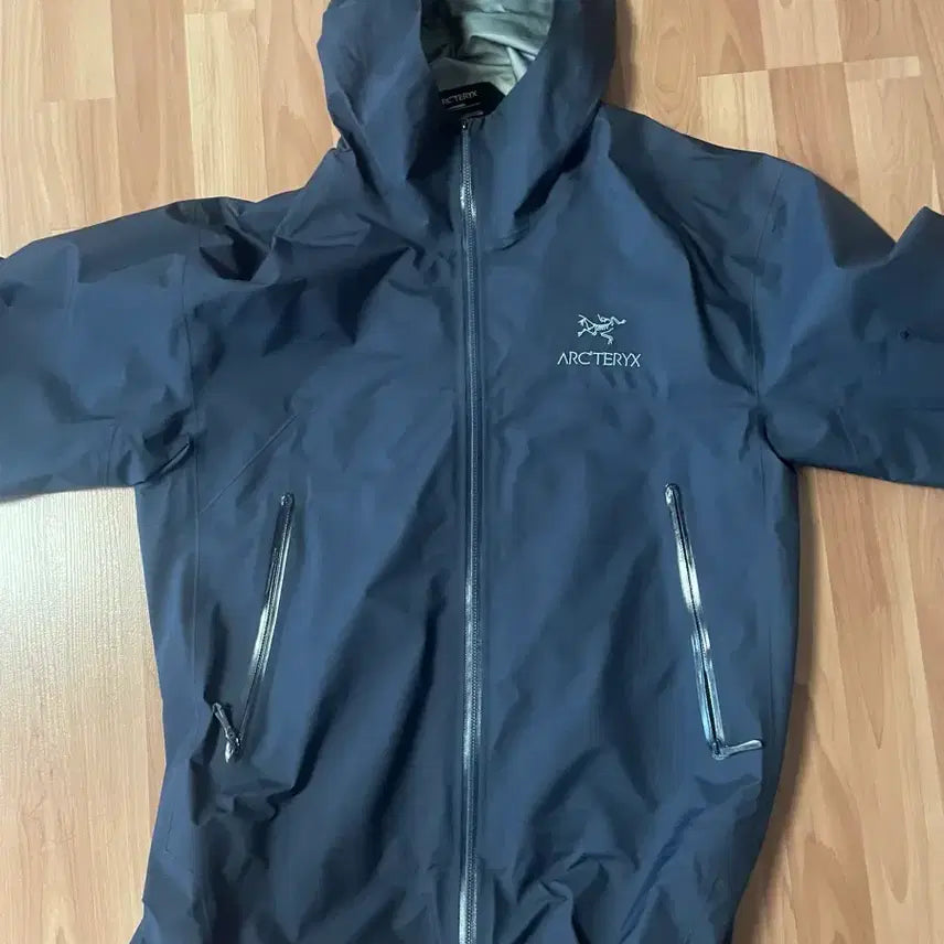 [BUNJANG] Arc'teryx Beta Jacket Black Sapphire L / 아크테릭스 베타 블랙사파이어 L
