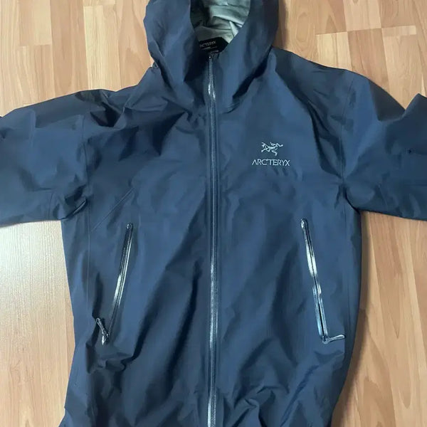 [BUNJANG] Arc'teryx Beta Jacket Black Sapphire L / 아크테릭스 베타 블랙사파이어 L