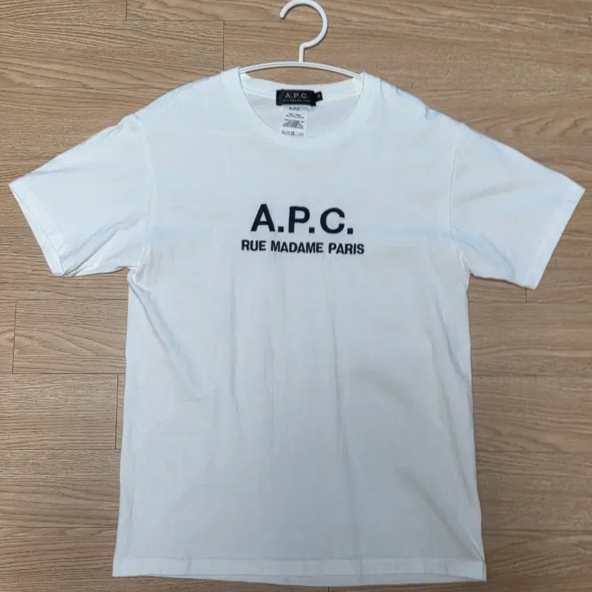 [BUNJANG] A.P.C. Women's Short Sleeve T-Shirt White / 아페쎄 여성 반팔티 S