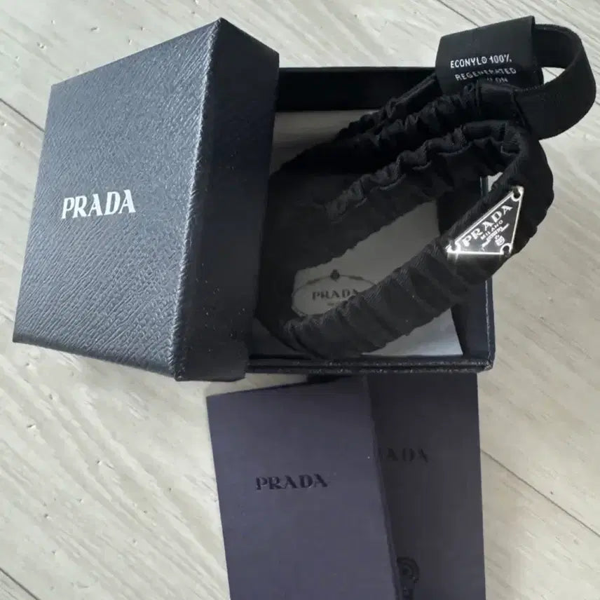 [BUNJANG] Prada Re-Nylon Headband Black / 프라다 리나일론 헤어밴드