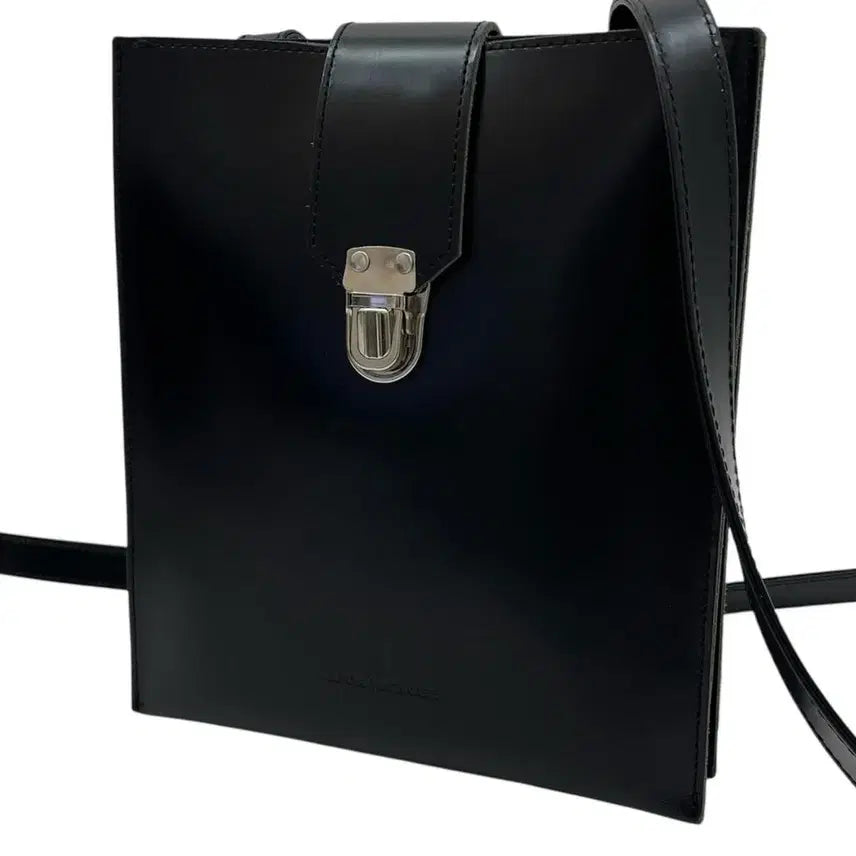 [BUNJANG] Junya Watanabe x Comme des Garçons 25AW Leather Shoulder Bag / 준야와타나베 for 꼼데가르송 25aw 레더 숄더백