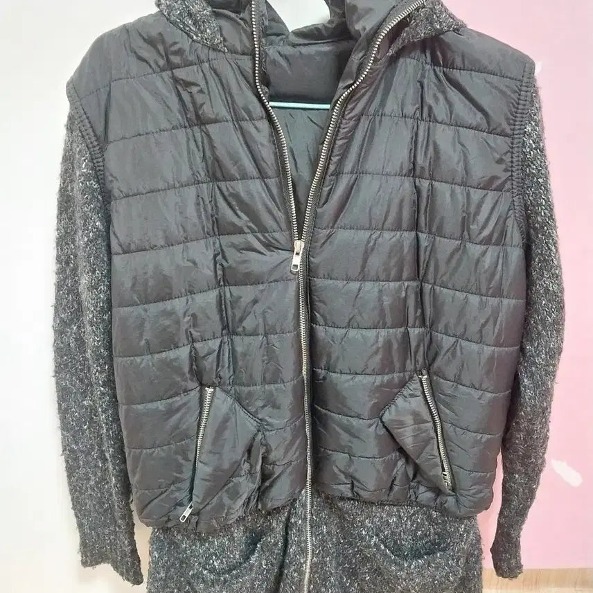 [BUNJANG] Hooded Padded Vest Knit Mix Jumper / 후드 패딩 조끼 니트 믹스 점퍼