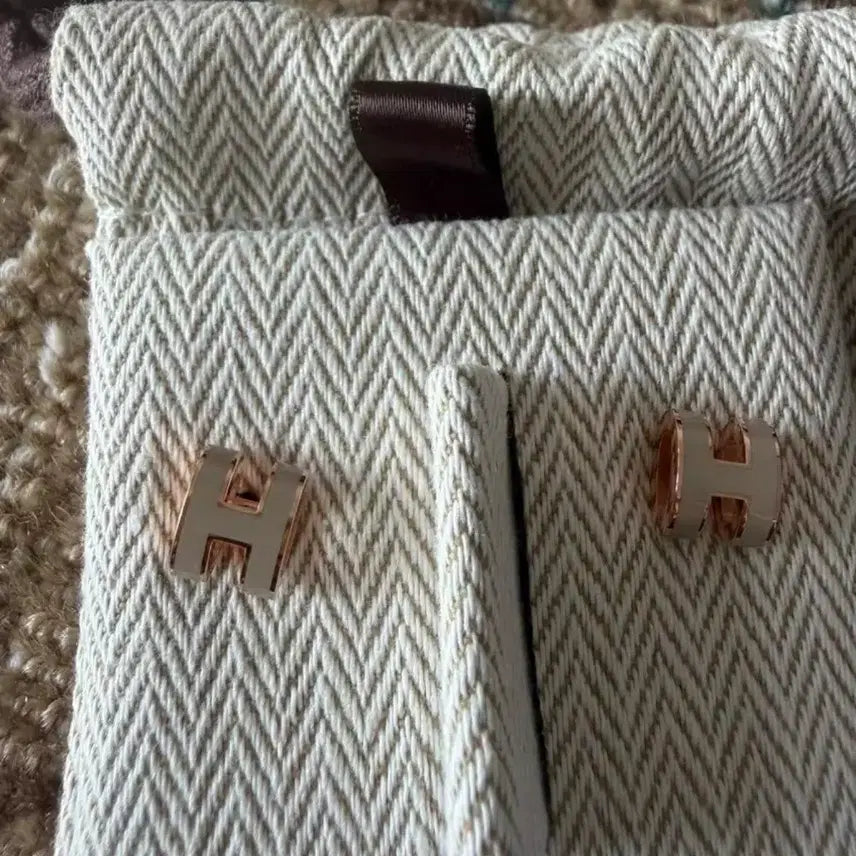 [BUNJANG] Hermès H Logo Earrings / 에르메스 H 로고 귀걸이