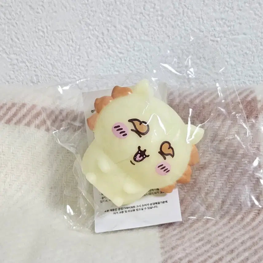 [BUNJANG] Chiikawa "Monchichi" Fuka Fuka Yun Yun Soft Vinyl Mini Figure / [시사] 치이카와 먼작귀 퍼레이즈 푸카푸카 둥실둥실 소프비 미니 피규어