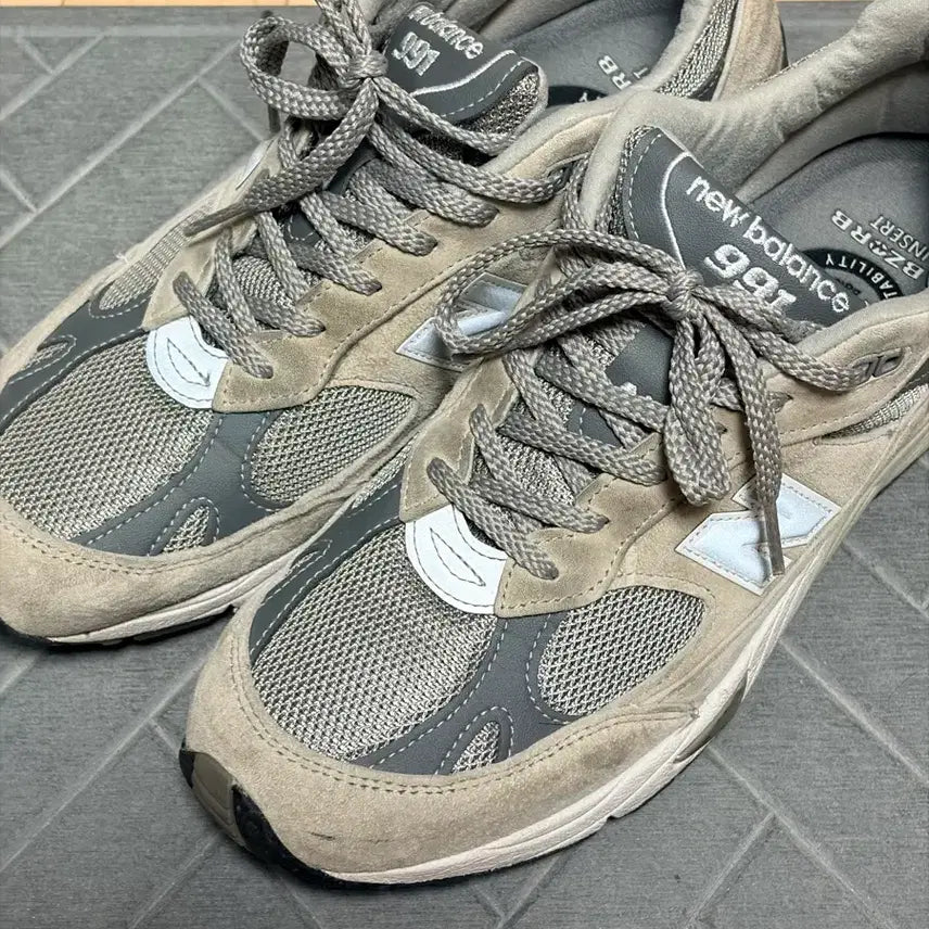 [BUNJANG] New Balance 991 Grey (M991GL) Sneakers - Size 270 / 뉴발란스 991 그레이[M991GL] 270
