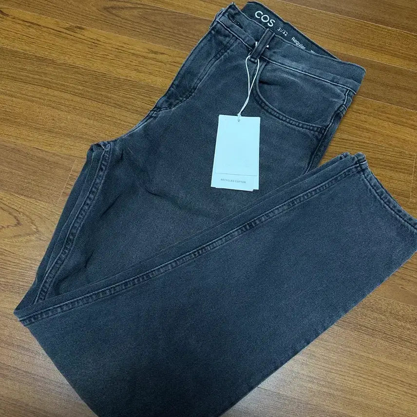 [BUNJANG] COS Regular Fit Tapered Leg Jeans / cos 코스 레귤러 핏 테이퍼드 레그 진 31/32