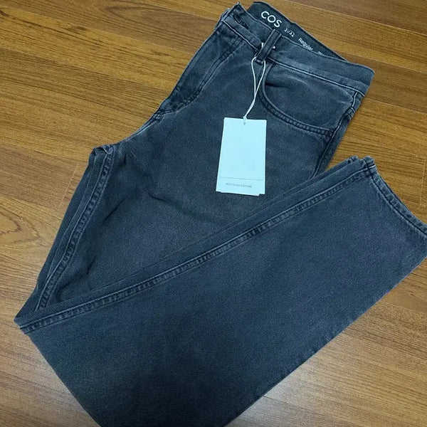 [BUNJANG] COS Regular Fit Tapered Leg Jeans / cos 코스 레귤러 핏 테이퍼드 레그 진 31/32