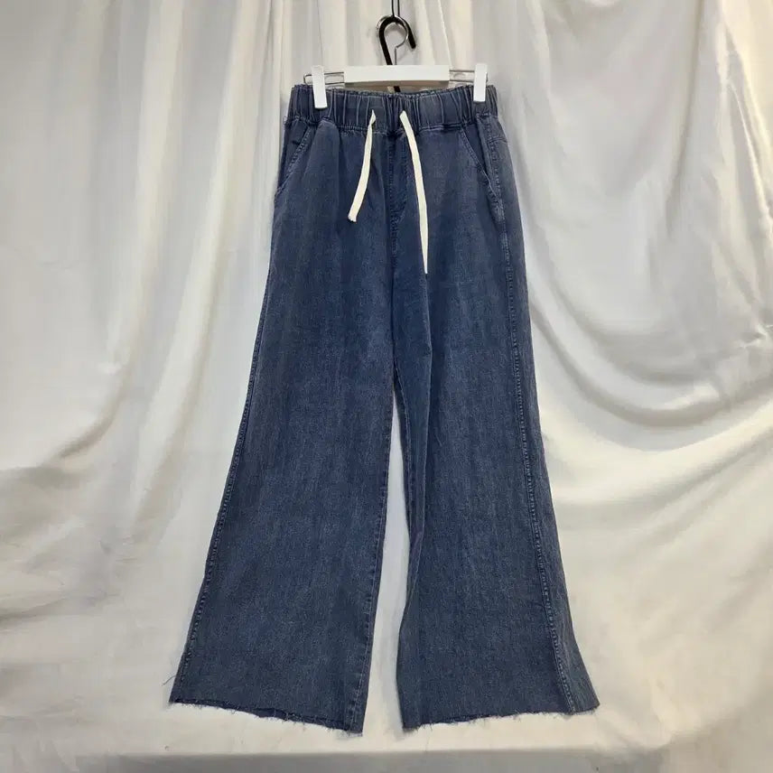 [BUNJANG] Wide Leg Cropped Hem Denim Pants (F Size) / 청바지 와이드 밑단커트통 바지F