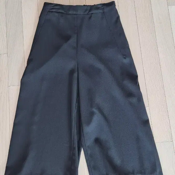 [BUNJANG] Black Wide 7/10 Length Summer Pants / 블랙 와이드 7부 여름 팬츠