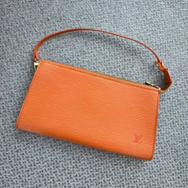 [BUNJANG] Louis Vuitton Epi Clery Shoulder Bag Orange / 루이비통 에피 클레리 오렌지 숄더백