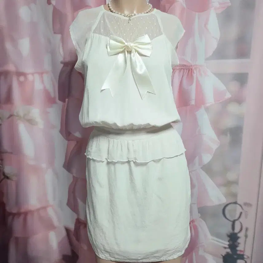 [BUNJANG] MILK & ROSES 100% Silk Dress / MILK & ROSES 실크 100% 허리라인 예쁜 원피스