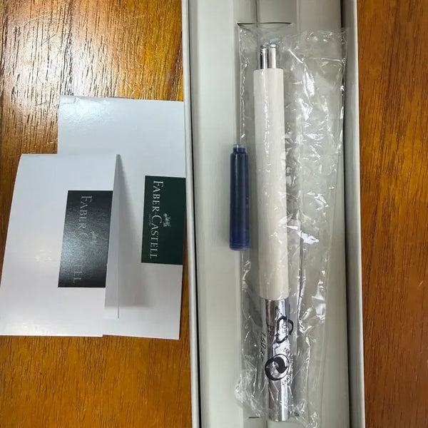 [BUNJANG] Faber-Castell Ambition Cinematic White Fountain Pen F / 파버카스텔 만녀눨 엠비션 시네마틱 화이트 f