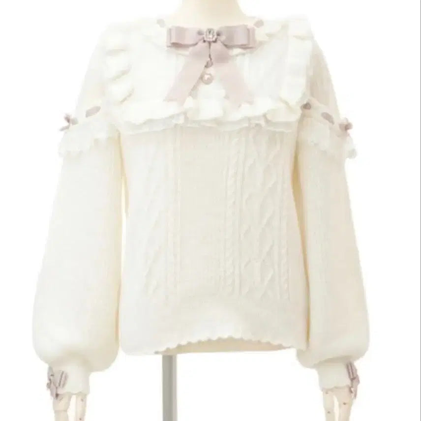[BUNJANG] Lizlisa Pom Pom Ribbon Yoke Knit Blouse - White / 리즈리사 폼폼 리본 요크 니트 양산형 지뢰계 화이트 블라우스 교판
