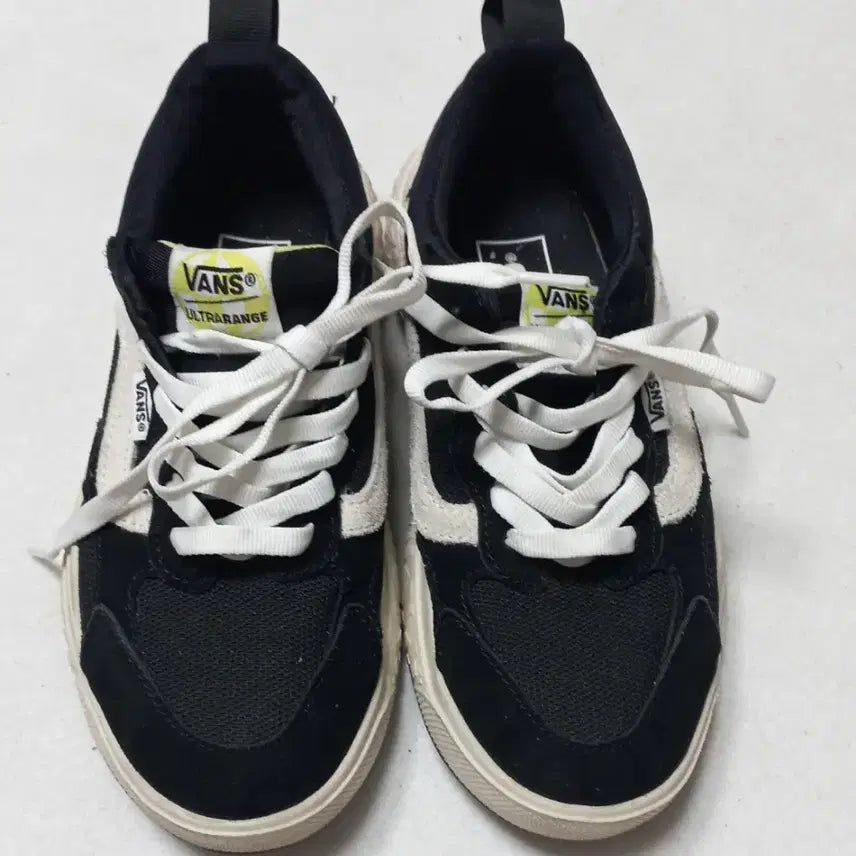 [BUNJANG] Vans Ultrarange Skateboard Shoes Black/White / 반스 울트라레인지 스케이트보드 신발 블랙/화이트