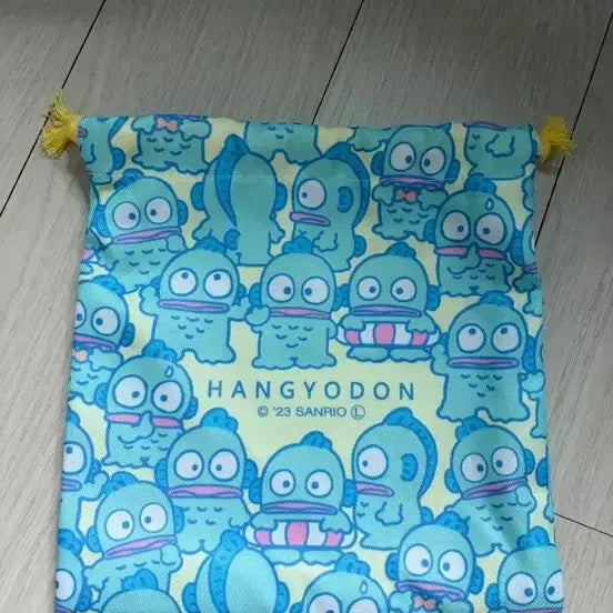 [BUNJANG] Hangyodon Japanese Authentic Drawstring Pouch / 한교동 일본정품 와글와글 복조리 파우치 새상품