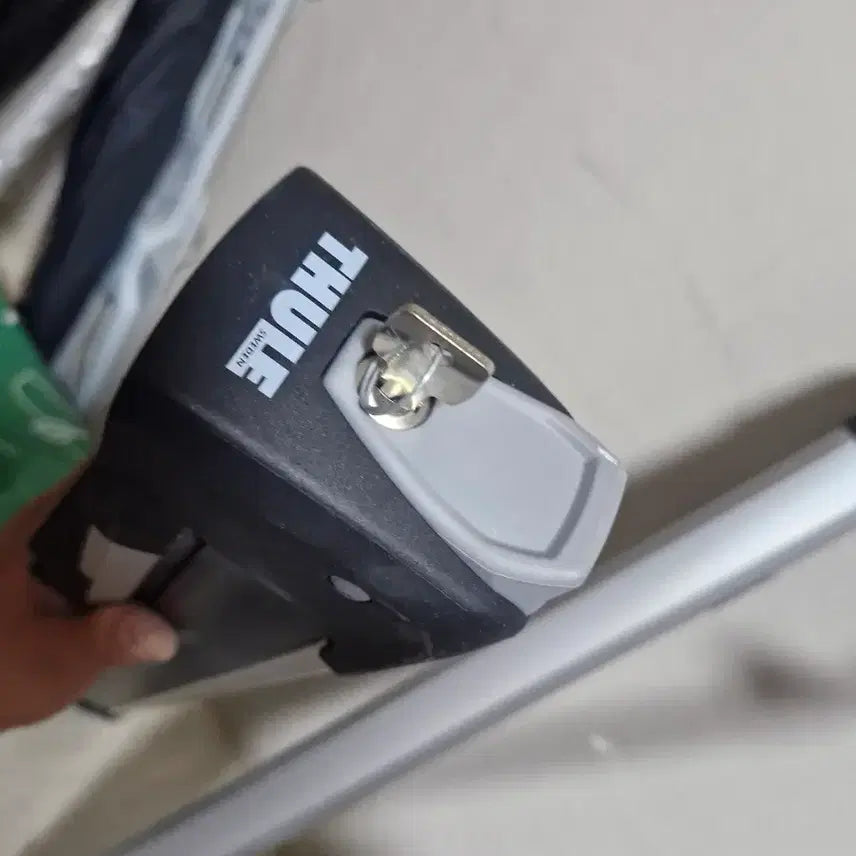 [BUNJANG] Thule Board Carrier 7325 / 툴레 7325보드캐리어