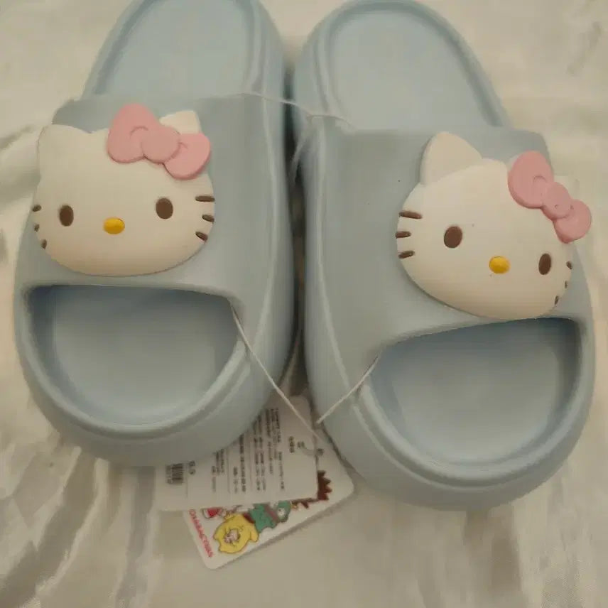 [BUNJANG] Hello Kitty Light Sky Blue Slippers / 헬로키티 연한 하늘색 슬리퍼