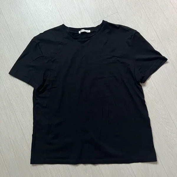 [BUNJANG] Bundle Set Zara, Uniqlo, and Other Brand T-shirts (3 Items) / 반팔티 3장 일괄판매(자라 유니클로 보세)