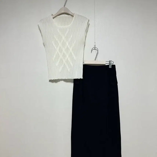 [BUNJANG] Spicico White Pleated Sleeveless Top / 스피치오 화이트 플리츠 슬리브리스