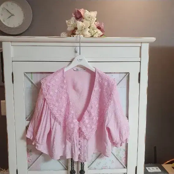 [BUNJANG] Zara Pink Lace Detail Blouse / 자라 블라우스/통통66-77