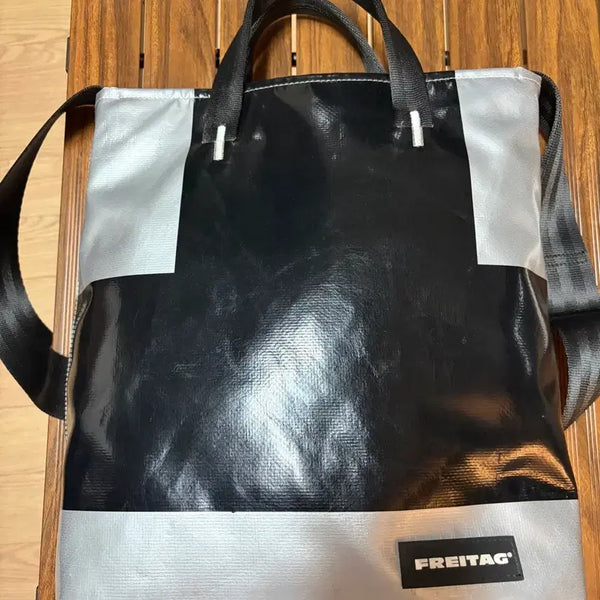 [BUNJANG] Freitag Shoulder Bag Black/Silver / 프라이탁 가방 블랙/실버