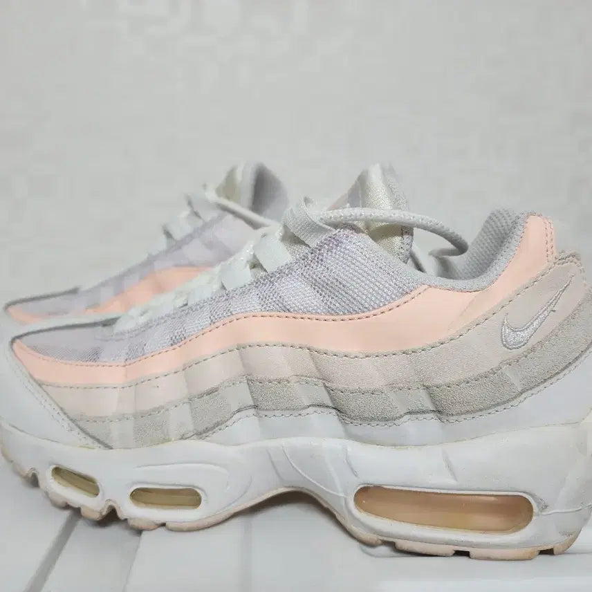 [BUNJANG] Nike Air Max 95 Women's Sneakers 235mm Pink / 나이키 에어맥스 95 여성 운동화 235mm 핑크