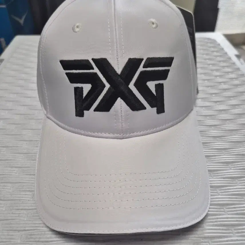 [BUNJANG] PXG Golf Cap Hat White / PXG 골프 캡 모자 화이트