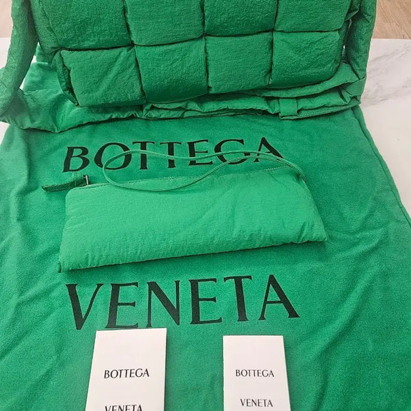 [BUNJANG] Bottega Veneta Padded Cassette Bag Green / 보테가베네타 패디드 카세트백 그린