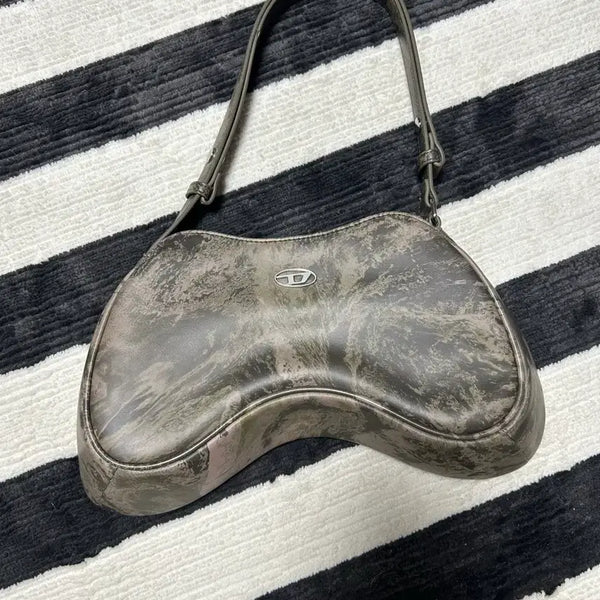 [BUNJANG] Diesel Shoulder Bag / 디젤 숄더백