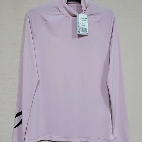[BUNJANG] Master Bunny Edition Women's Logo Cooling Turtleneck T-Shirt / 마스터바니 여성 로고 냉감 터틀넥 티셔츠 (새상품)