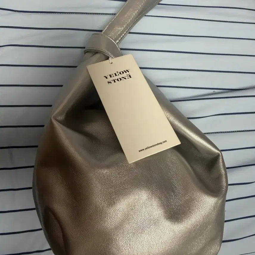 [BUNJANG] Yellowstone Mandu Bag Silver / 옐로우스톤 만두백 실버