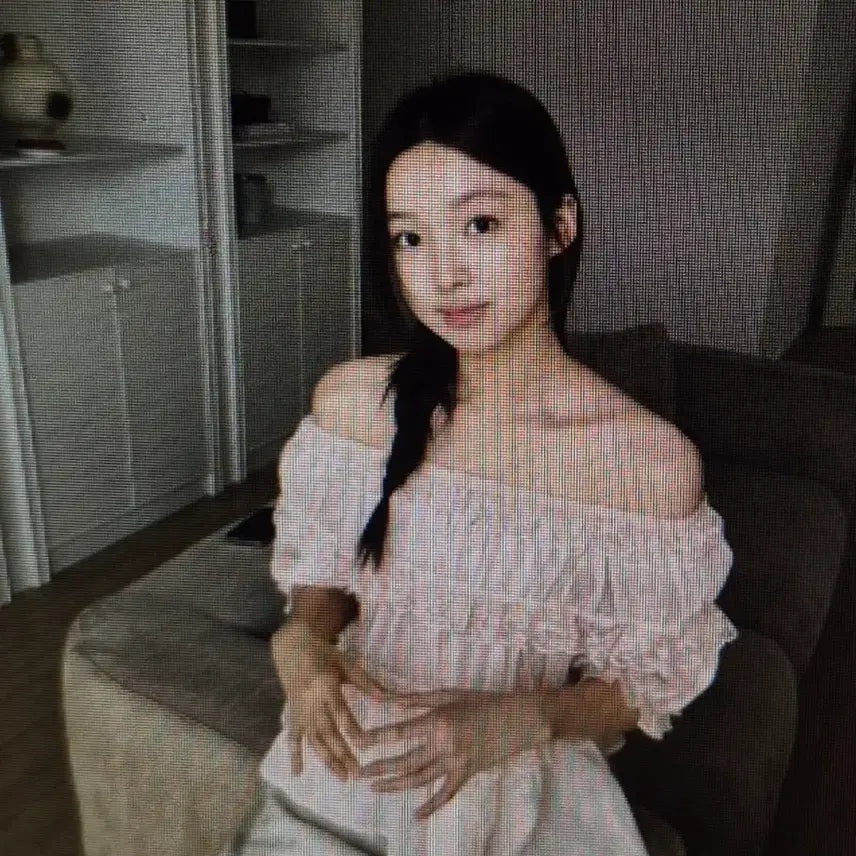[BUNJANG] Lace Off-Shoulder Blouse - Pink/White / (해외배송)레이스 오프숄더 블라우스 핑크/화이트