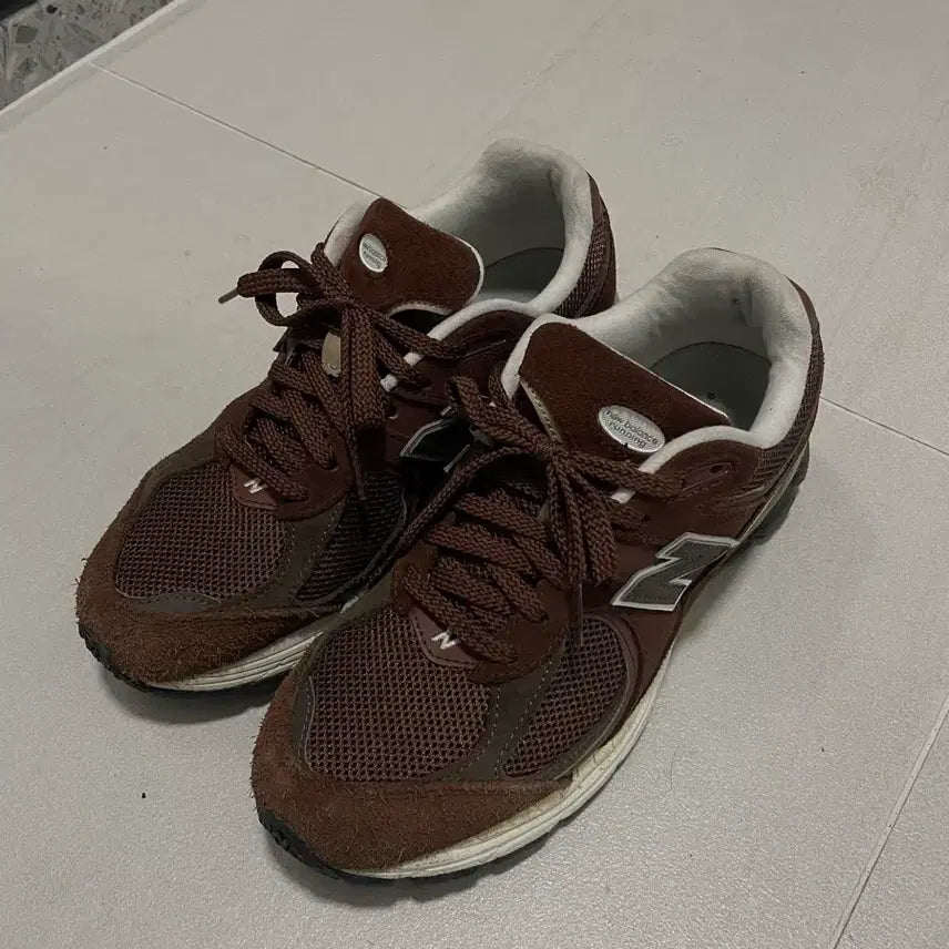 [BUNJANG] New Balance M2002RFF Brown Suede Sneakers / [250-255] 뉴발란스 M2002RFF 브라운 스웨이드 운동화