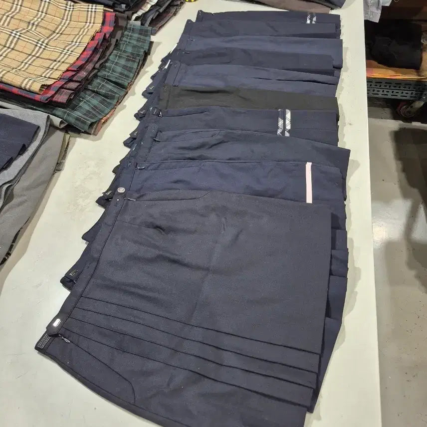 [BUNJANG] Used School Skirt Size 71 (Set of 10) / 중고 교복치마 사이즈 71. 10장