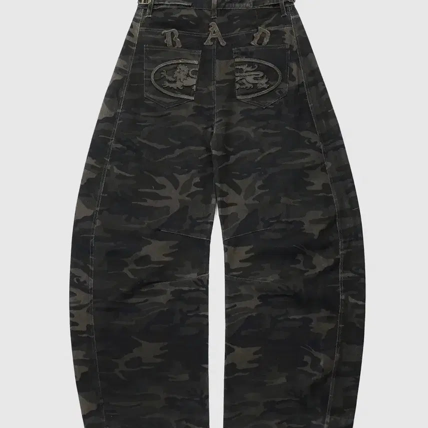[BUNJANG] Badblood Lion Patch Washed Barrel Pants - Dark Camo / 배드블러드 라이온 패치 워시드 배럴 팬츠 - 카모