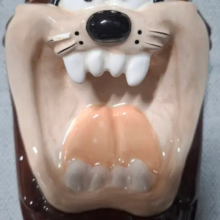 [BUNJANG] Taz Dog-faced Ceramic Figurine / 태즈 도자기 피규어