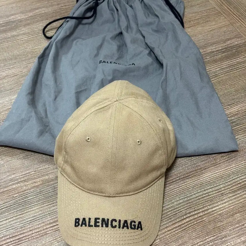 [BUNJANG] Balenciaga Visor Baseball Cap / 발렌시아가 바이저 볼캡 새상품